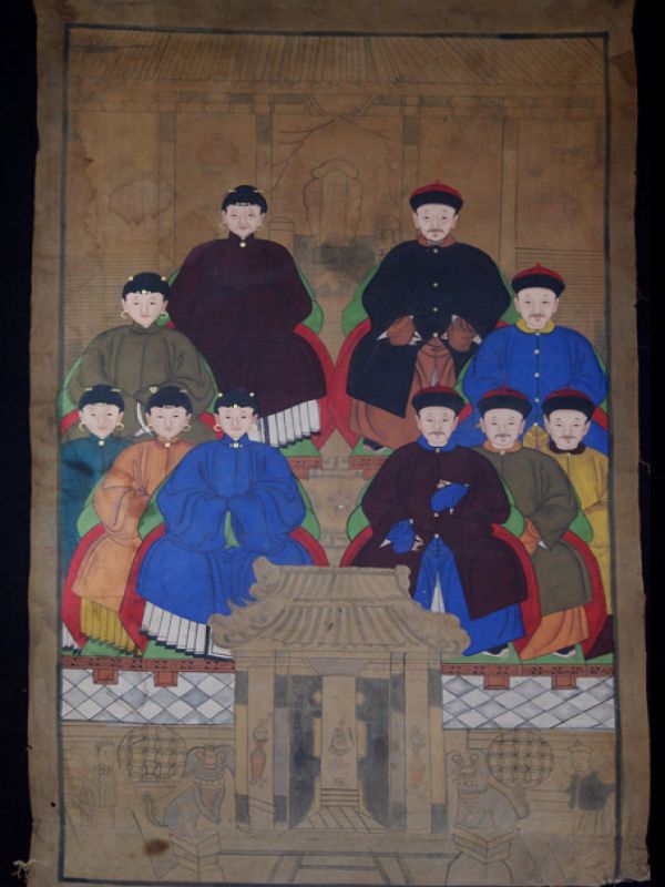 Ancienne Peinture d'ancêtres Chinois sur toile - Famille de dignitaire chinois