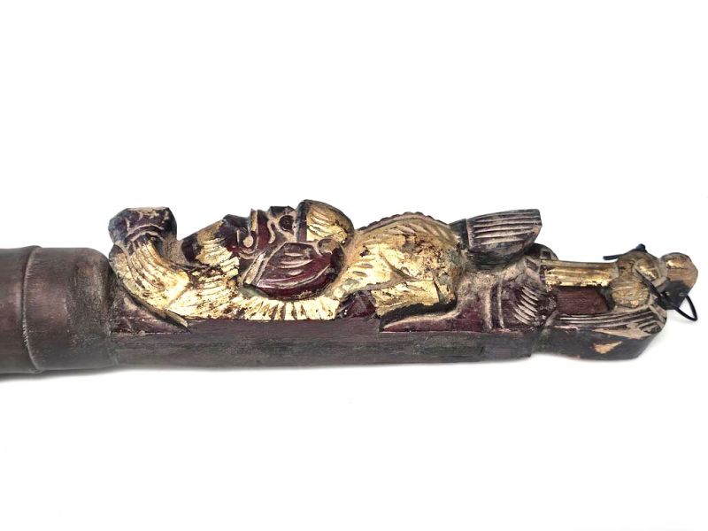 Ancient Carved Foo Dog Brush – Imperial Guardian Symbol of the Qing Dynasty 4