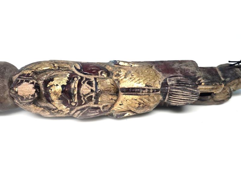 Ancient Carved Foo Dog Brush – Imperial Guardian Symbol of the Qing Dynasty 5
