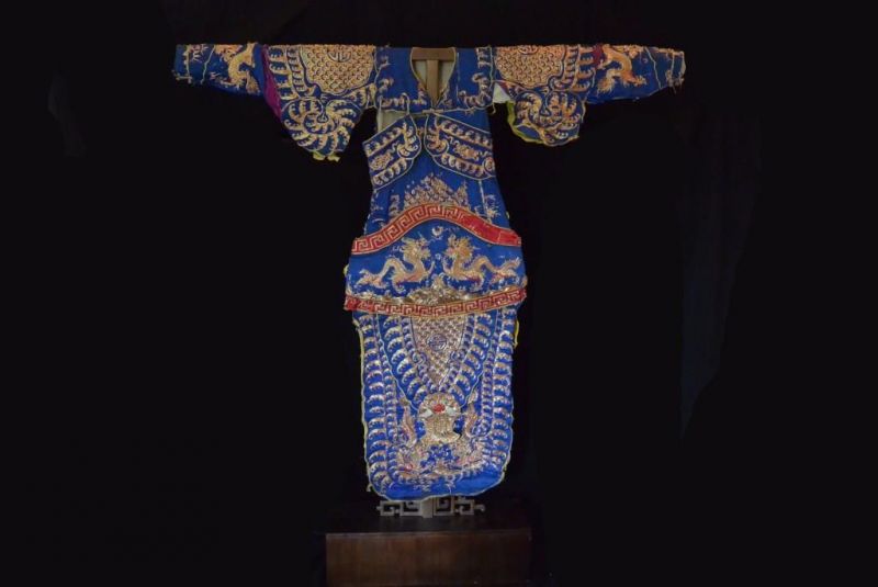 Ancient Chinese Theater Costume blue and gold 1