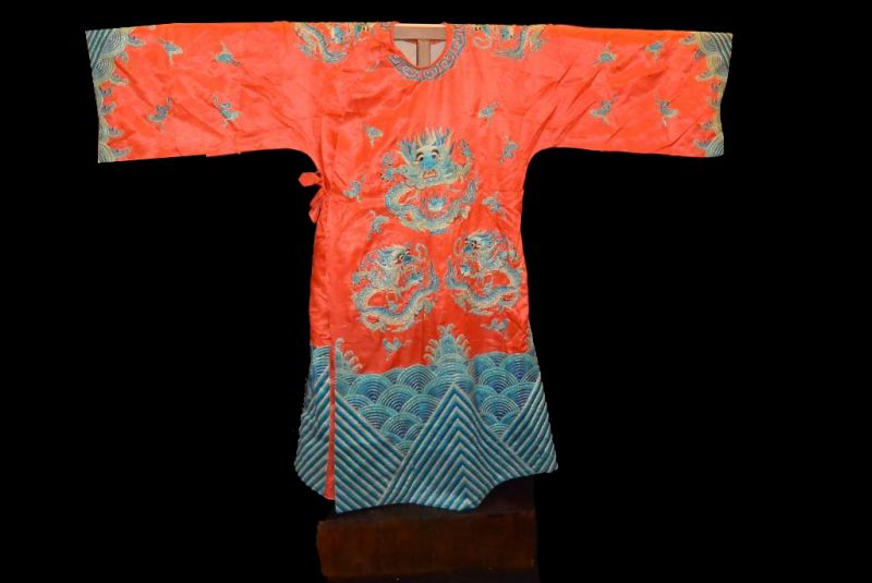 Ancient Chinese Theater Costume Red Dragon 1