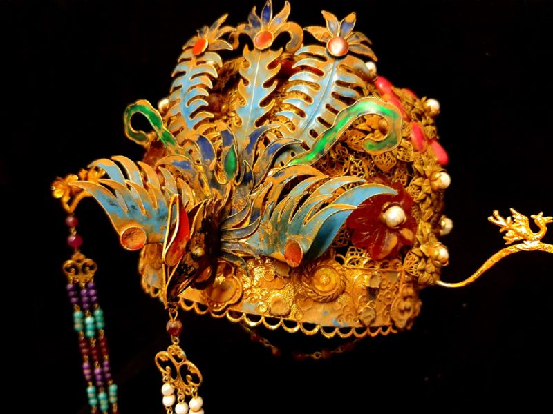 Ancient golden Chinese Theatre Hat - Emperor and Empress - The Multicolored Phoenix - Beads 3