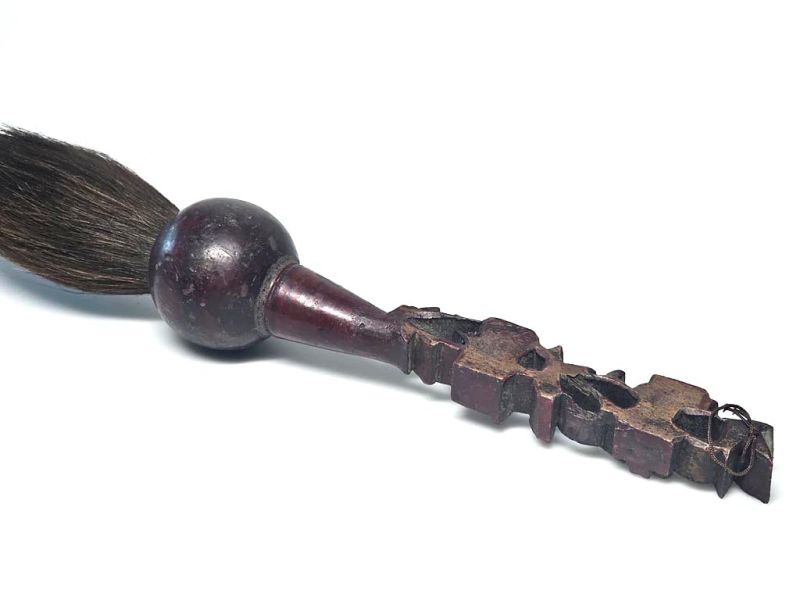 Ancient Hand‑Carved Calligraphy Brush – Qing Dynasty Elegance & Artistic Heritage 3