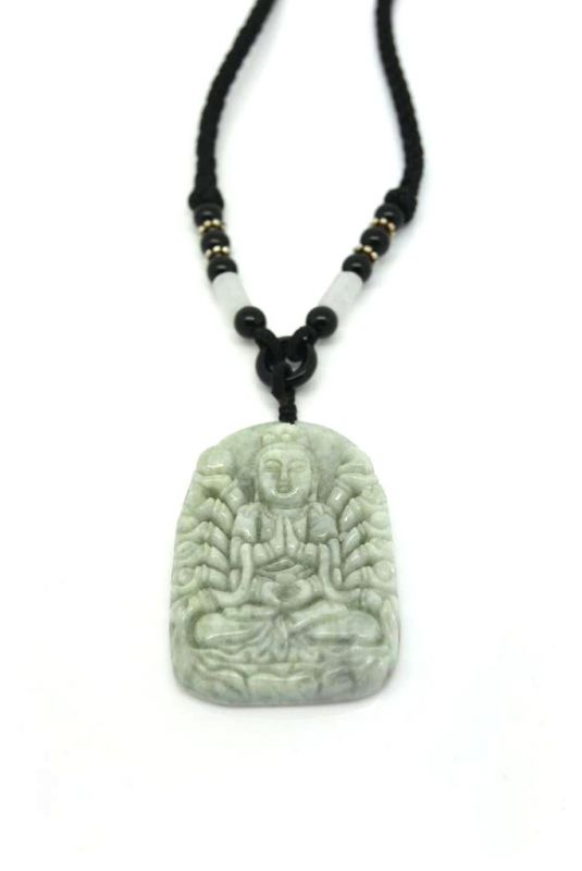 Anhänger aus Jade Buddha mit tausend Händen 2
