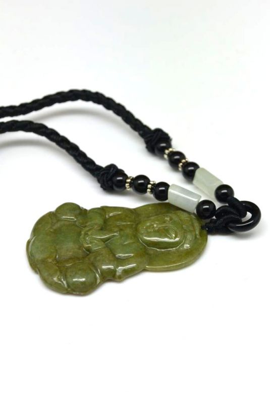 Anhänger aus Jade 3