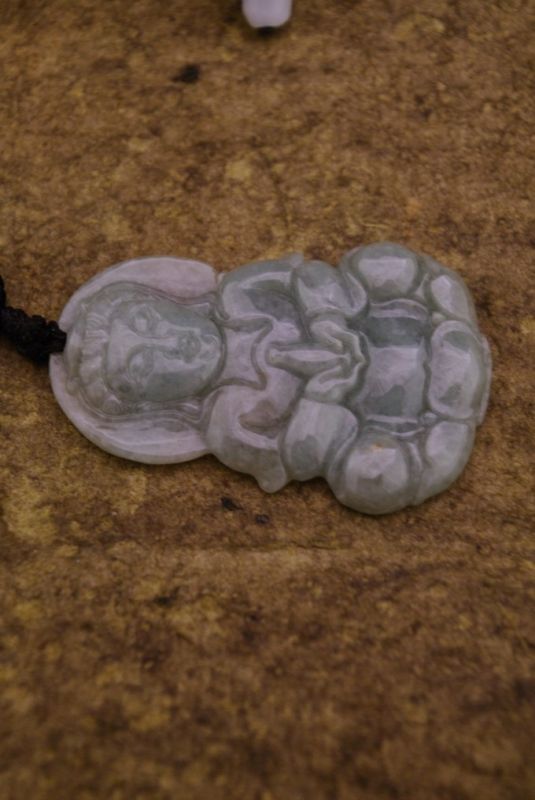 Anhänger aus Jade Gross Grüne Buddha 4