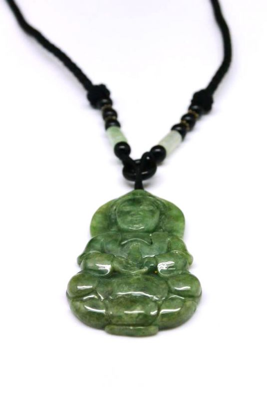 Anhänger aus Jade Großen Buddha 3