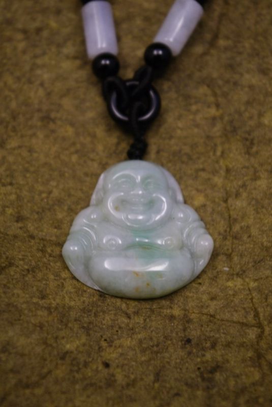 Anhänger aus Jade Lachender Buddha 3