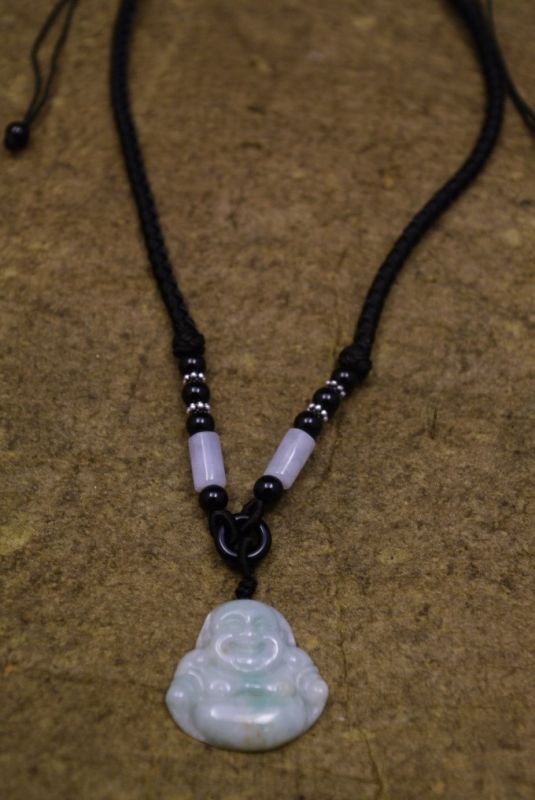 Anhänger aus Jade Lachender Buddha 4