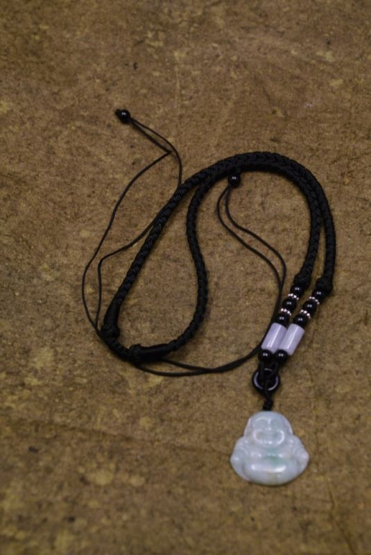 Anhänger aus Jade Lachender Buddha 5