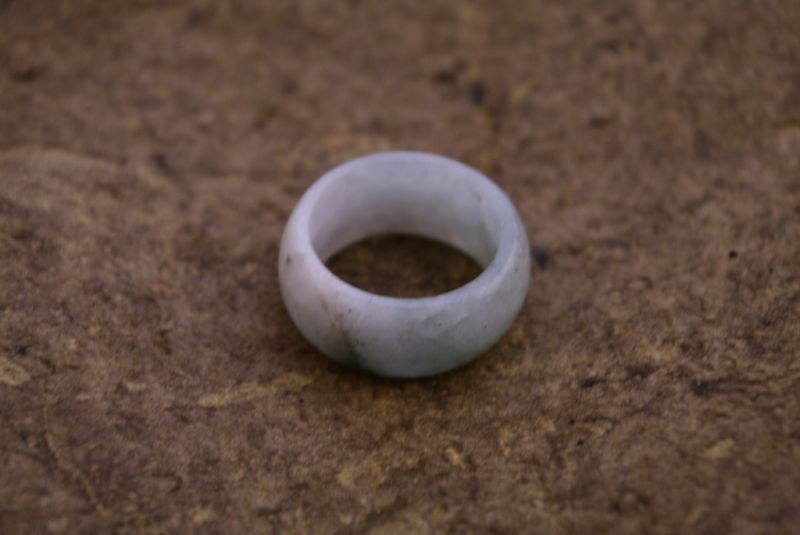 Anillo de Jade Blanco 1