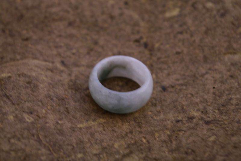 Anillo de Jade Blanco 2