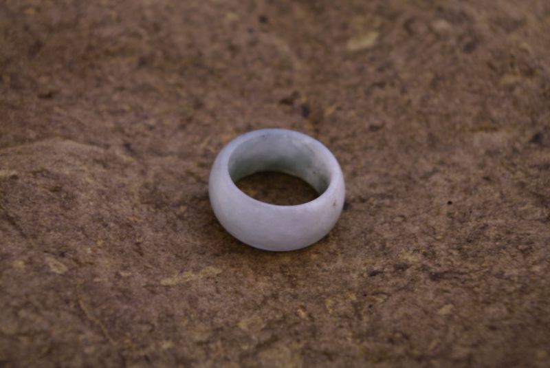 Anillo de Jade Blanco 3