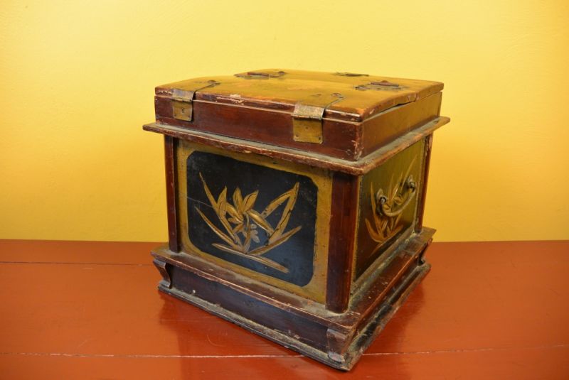 Antigua Caja China Caja del teatro 5