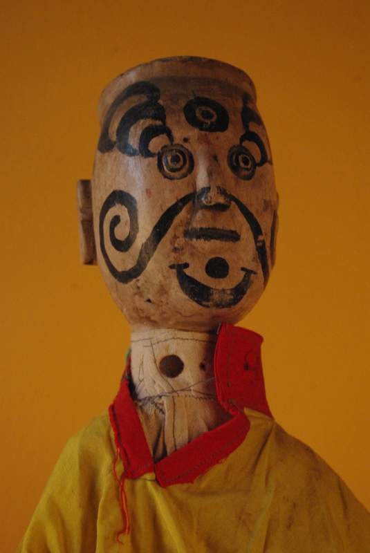 Haga clic en la imagen para ampliar Antigua Marioneta China de Madera 3