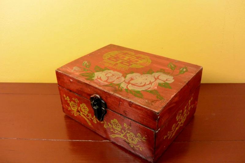 Antiguo Arcón Chino - Caja de Maquillaje 1