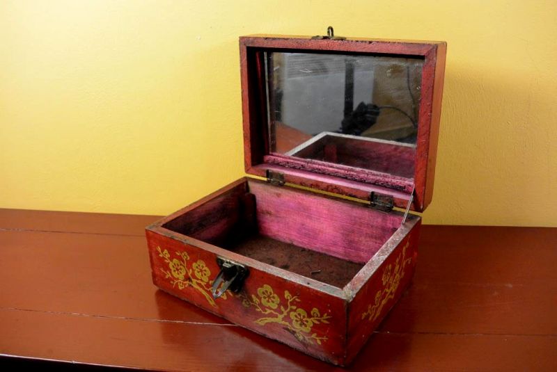 Antiguo Arcón Chino - Caja de Maquillaje 4