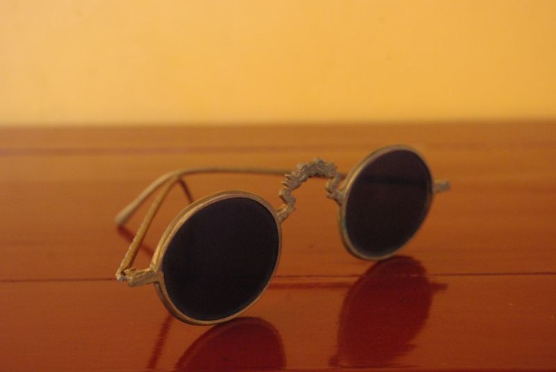 Antiguo par de gafas chinas 1