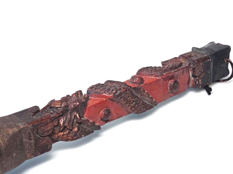 Antiguo Pincel Tallado con Motivos de Nube y Dragón – Esplendor Artístico de la Dinastía Qing 3