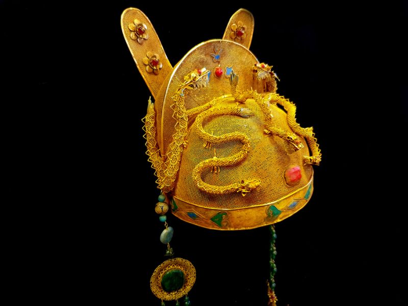 Antiguo Sombrero de teatro dorado - Emperador y Emperatriz - Doble Dragón - Esmeralda 2