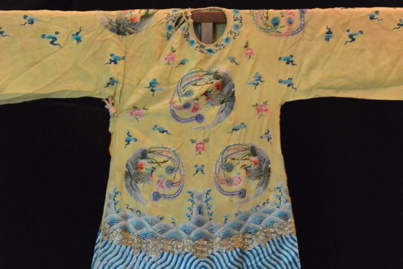 Antiguo teatro traje chino Amarillo 3