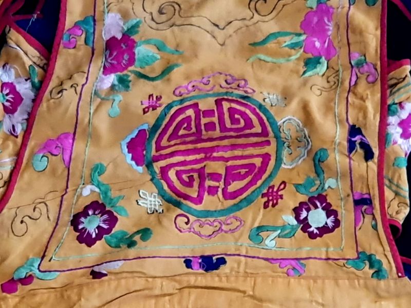 Antiguo teatro traje chino Amarillo - Dragón gracioso 3