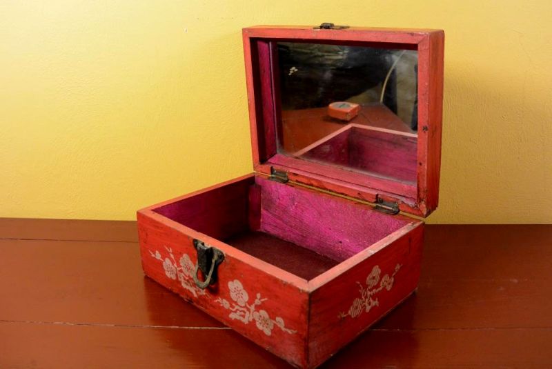 Antike Chinesische Truhe Blumen und Kirsche 4