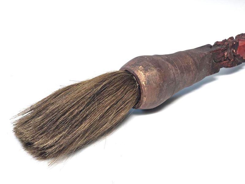 Antique Carved Brush of Cloud and Dragon Motifs – Qing Dynasty Artistic Splendor 2