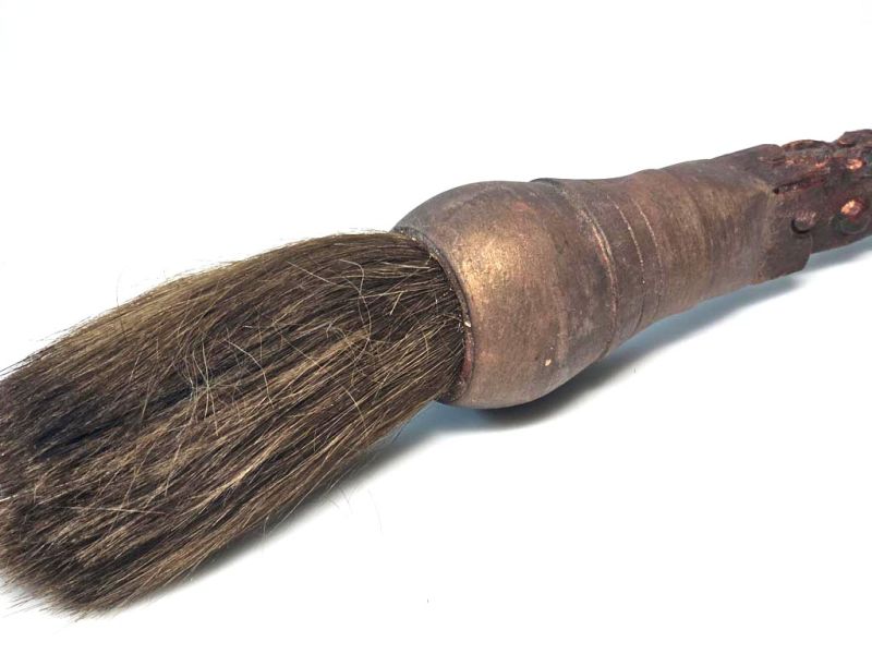 Antique Dragon‑Handled Brush – Qing Dynasty Calligraphic Legends 2