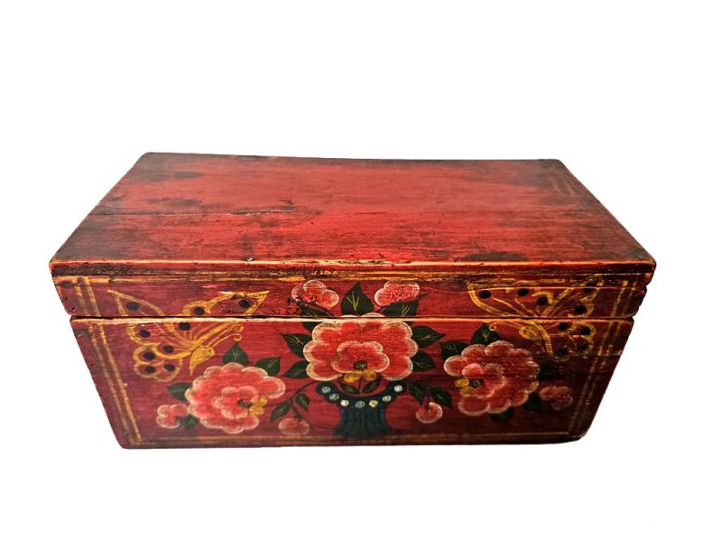 Antique Red Lacquered Chinese Wood Chest with Flowers and Butterflies 1