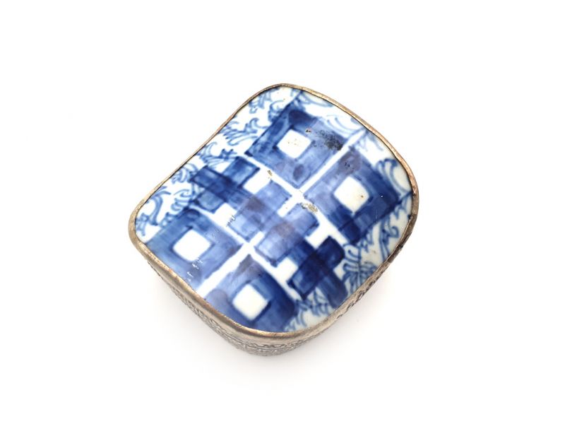 Asian Box Metal and Porcelain White and Blue 1 3