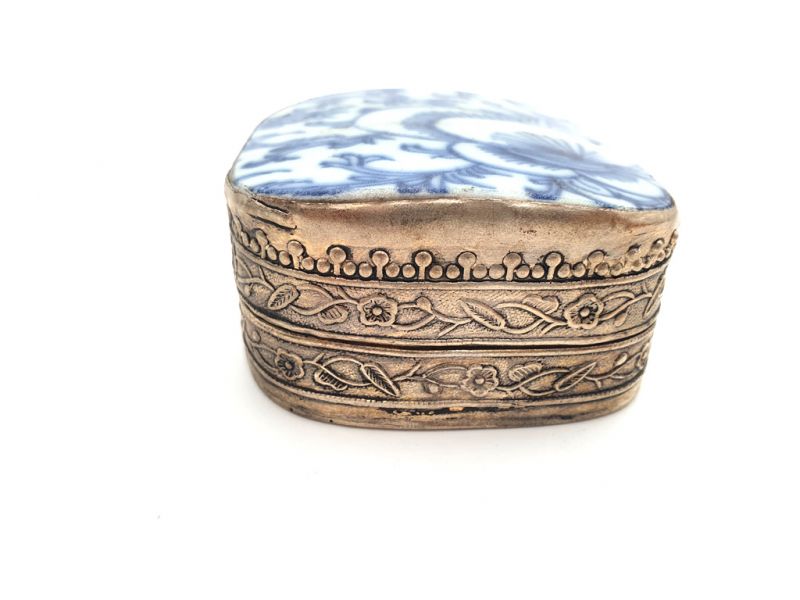 Asian Box Metal and Porcelain White and Blue 2 3