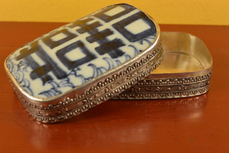 Asiatische Box Metall und Porzellan Glück 4