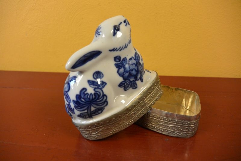 Asiatische Box Metall und Porzellan Kaninchen 1 4