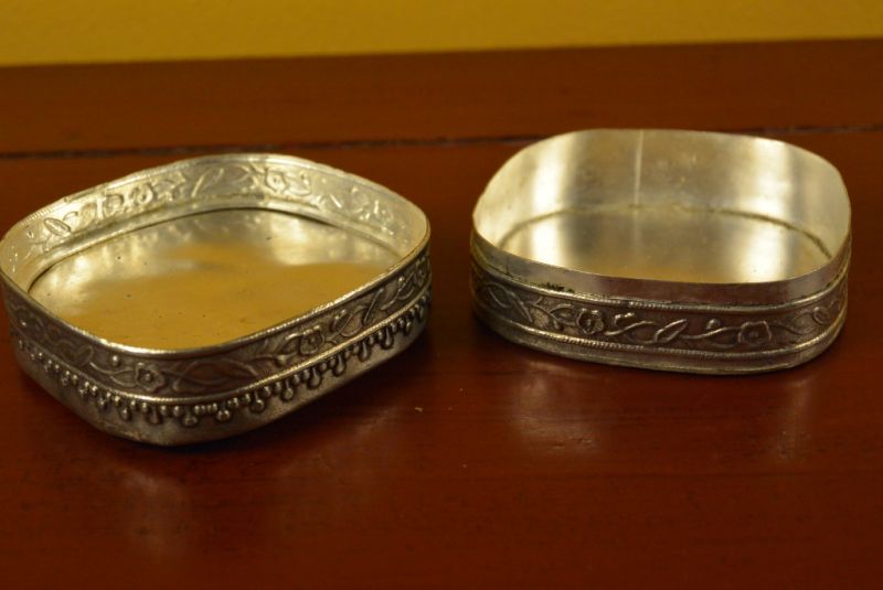 Asiatische Box Metall und Porzellan Laub 4