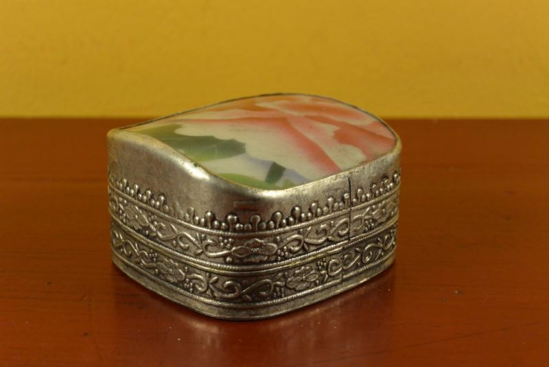Asiatische Box Metall und Porzellan Pfingstrose 2