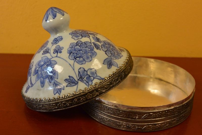 Asiatische Box Metall und Porzellan Süßigkeiten 4