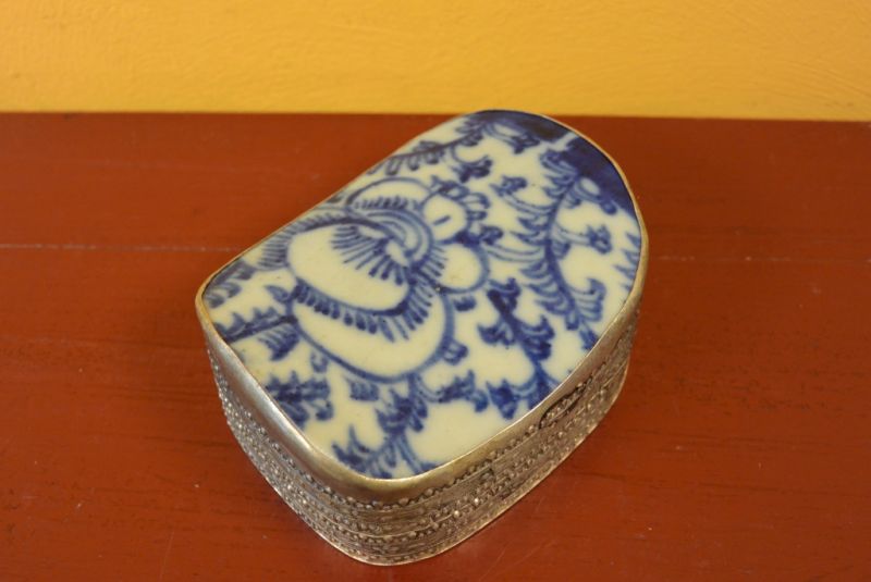 Asiatische Box Metall und Porzellan Weiß und Blau 4 2