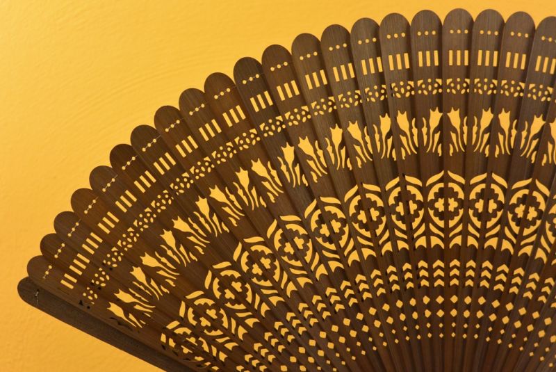 Asiatische Fächer Sandelholz Braun 2