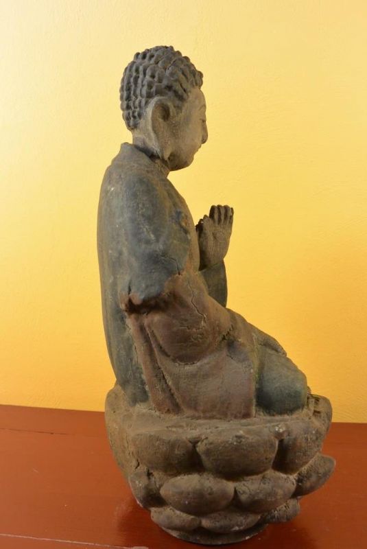 Asiatische Holzstatue Buddha in Meditationshaltung 5