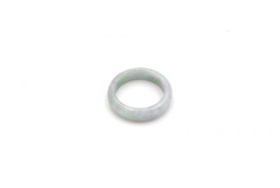 Bague en Jade Blanc Taille 55