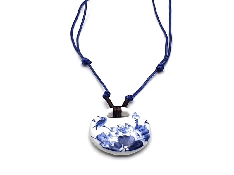 Bijoux Céramique - Collection Blanc Bleu - Collier - Chine - Oiseau et Lotus 2