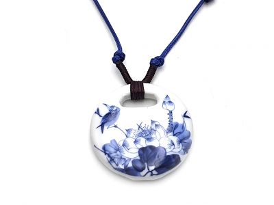 Bijoux Céramique - Collection Blanc Bleu - Collier - Chine - Oiseau et Lotus