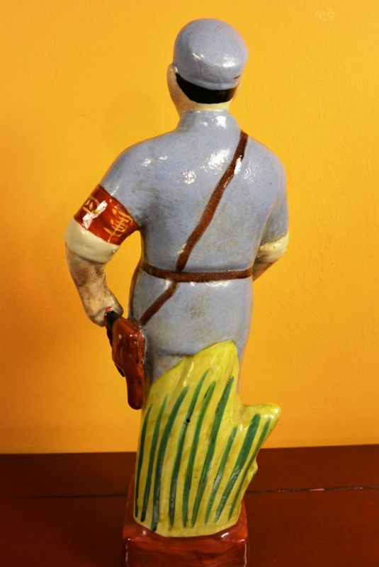 Biscuit de porcelana China Estatua 4