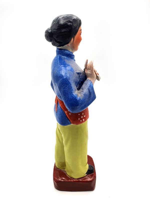 Bisque Porcelain statue - Chinese Cultural Revolution - The housewife 4