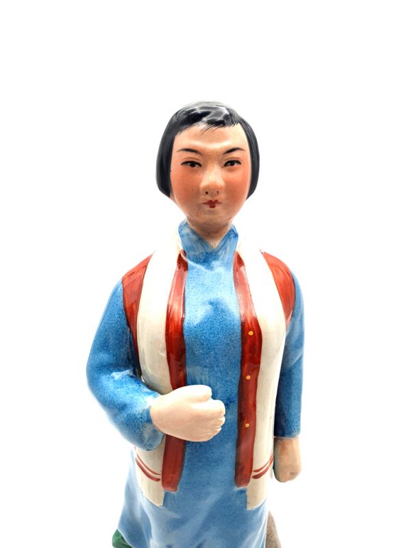 Bisque Porcelain statue - Chinese Cultural Revolution - The teacher 2