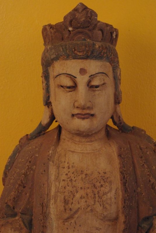 Bodhisattva statue in wood 3