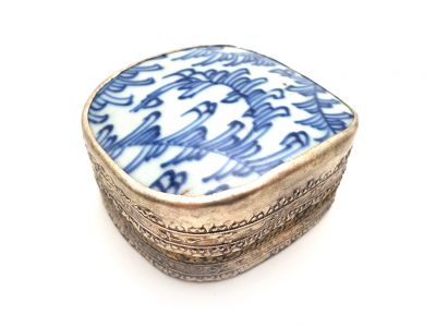 Boite Asiatique Métal et Porcelaine