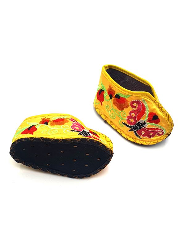 Broderie Chinoise - Chaussons bébés Miao - Jaune 2