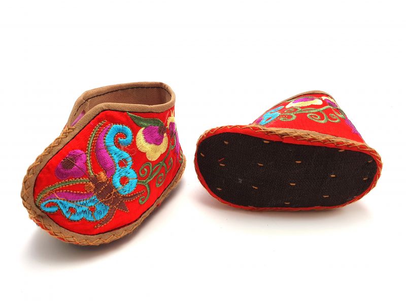 Broderie Chinoise - Chaussons bébés Miao - Rouge 3